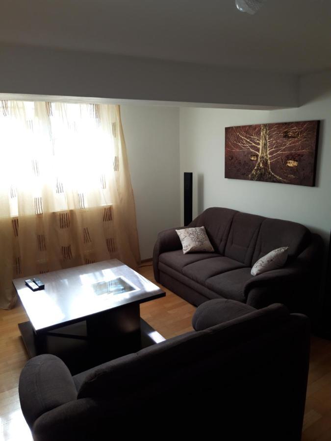 Papas Apartments Bucurestii Noi Екстер'єр фото